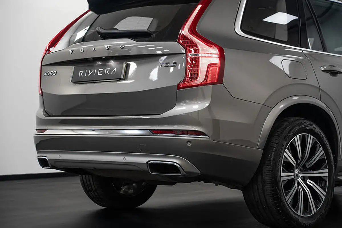 2019-volvo-xc90-20-t5-inscription-awd-big-14
