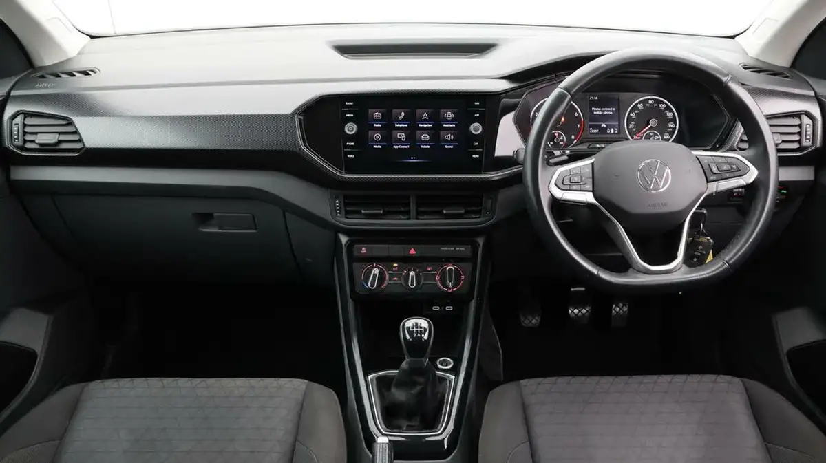 2021-volkswagen-t-cross-10-tsi-se-115ps-big-13