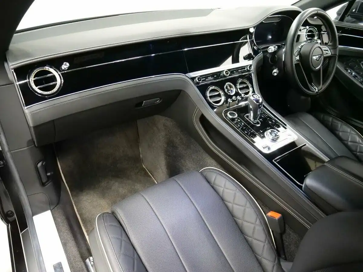 2019-bentley-continental-60-gt-4x4-coupe-big-30