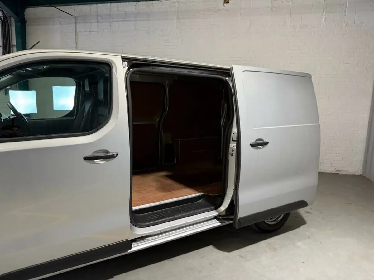 2018-citroen-dispatch-16bluehdi-x-m-1000-115pseu6-ss-big-10