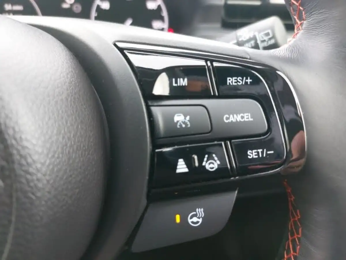 2023-honda-hr-v-15-i-mmd-advance-style-big-12