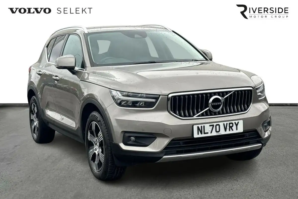 2020-volvo-xc40-20-b4-inscription-big-0