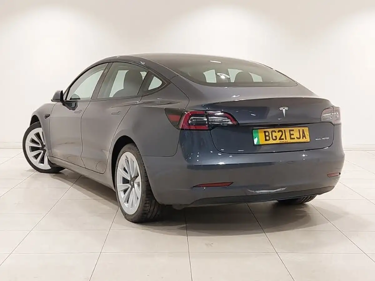 2021-tesla-model-3-e-long-range-4x4-big-1