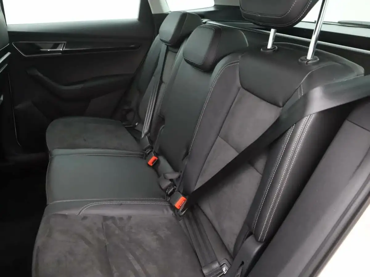 2018-skoda-karoq-10-tsi-se-l-ss-big-8