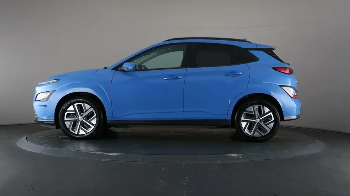 2021-hyundai-kona-e-ultimate-big-4