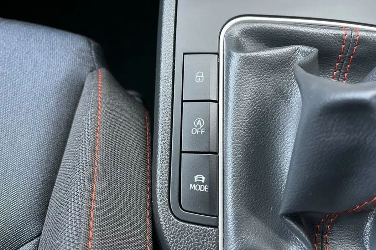 2024-seat-ibiza-10-tsi-fr-110ps-big-30