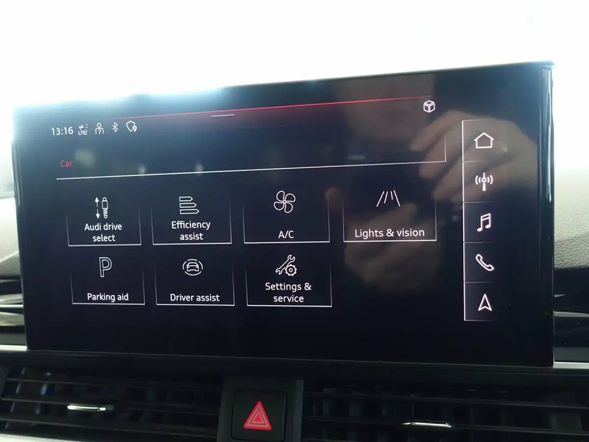 2020-audi-a4-avant-20-30-tdi-s-line-big-34