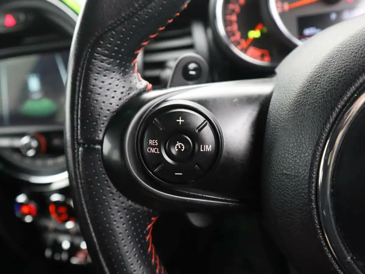 2018-mini-cooper-20-cooper-s-series-ii-chiliss-hatchback-5d-sport-auto-big-23