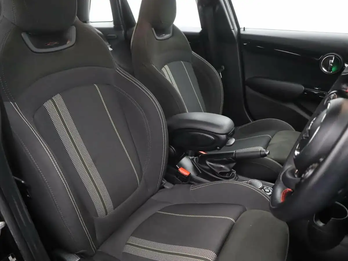 2018-mini-cooper-20-cooper-s-series-ii-chiliss-hatchback-5d-sport-auto-big-7