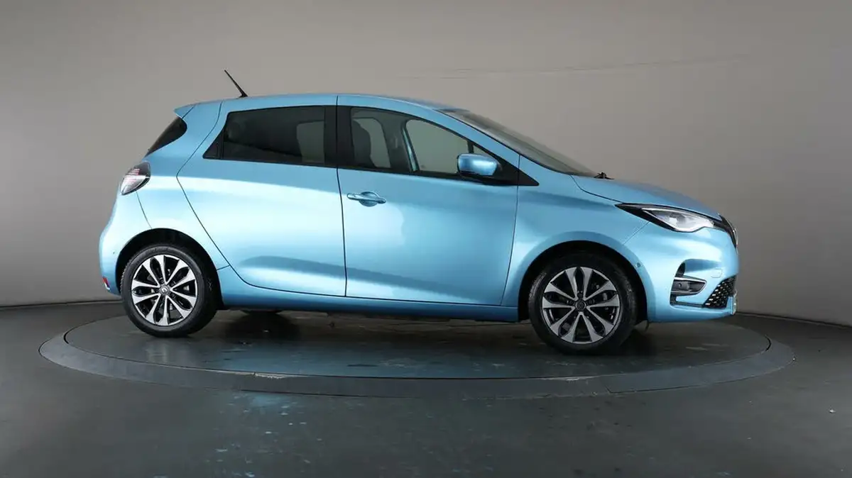 2022-renault-zoe-e-gt-line-big-51