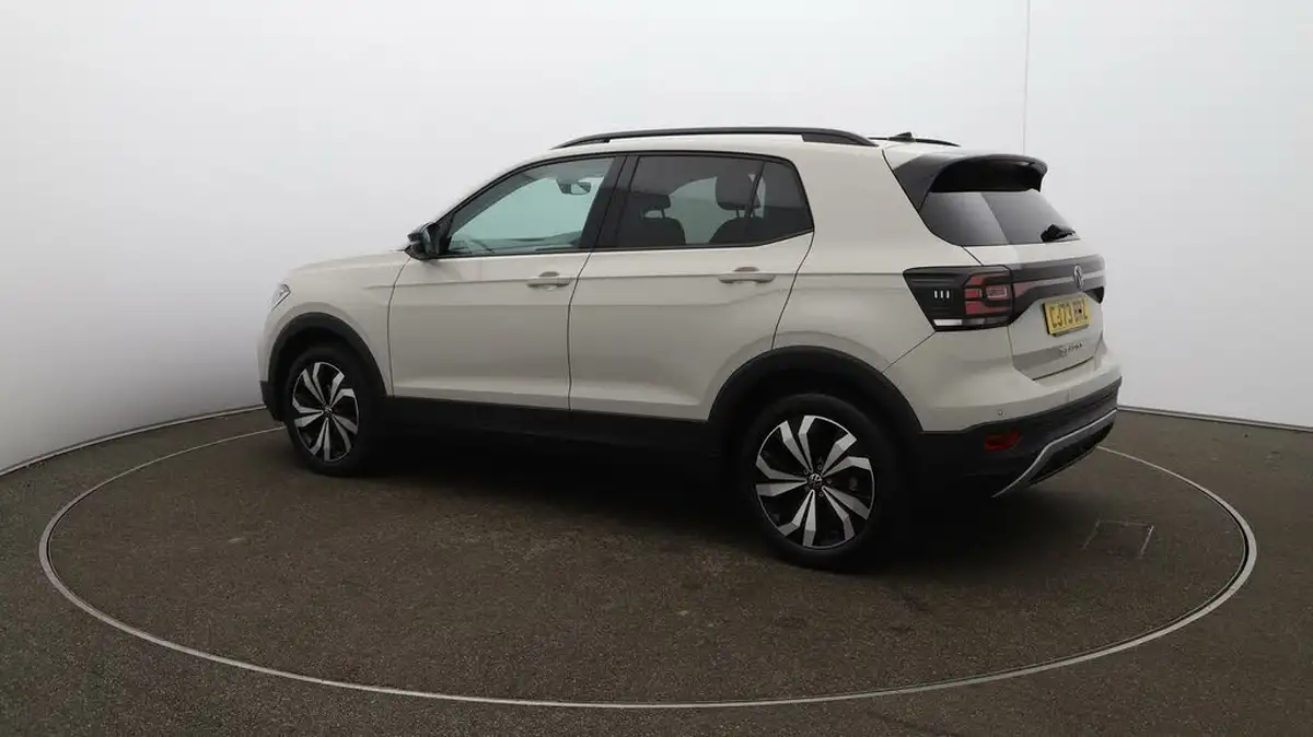 2023-volkswagen-t-cross-10-tsi-black-edition-110ps-big-28