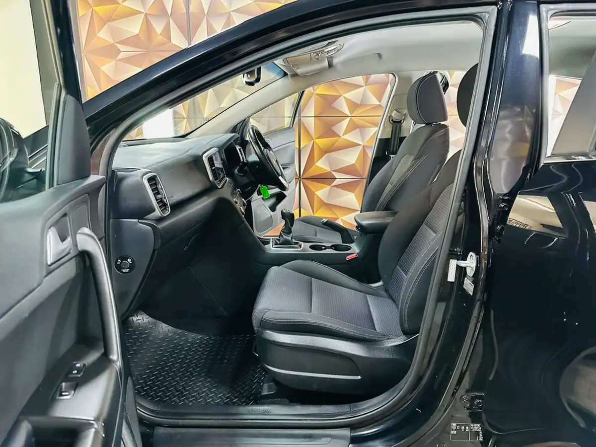 2021-kia-sportage-16-gdi-2-big-55
