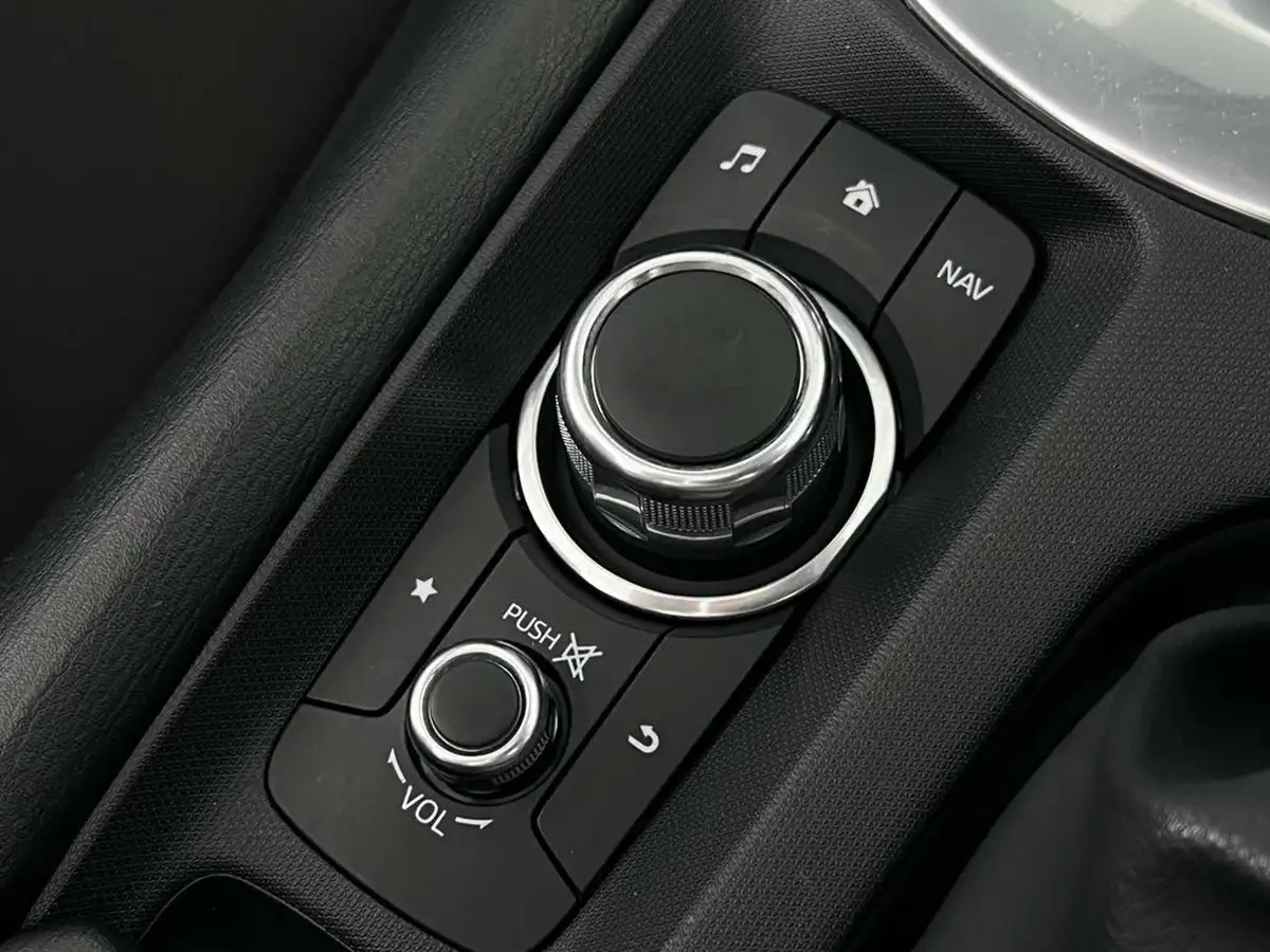 2016-mazda-mx-5-15-se-l-nav-big-21