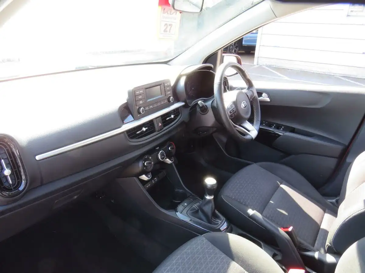 2020-kia-picanto-125-2-big-9