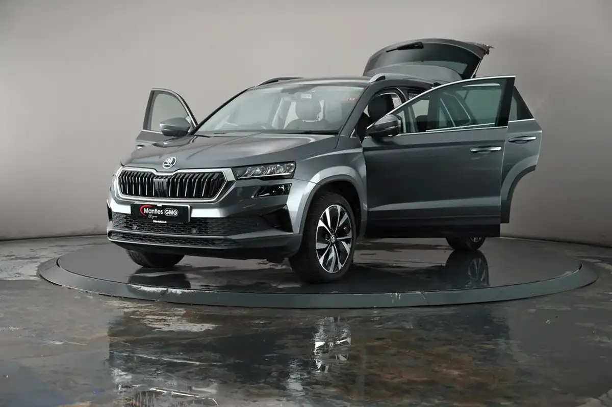 2022-skoda-karoq-15-tsi-se-l-big-38
