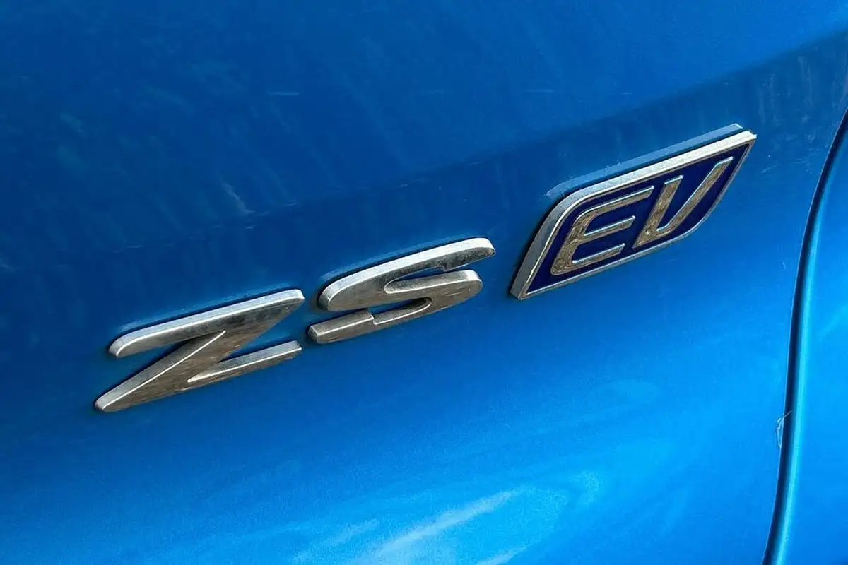 2024-mg-zs-suv-e-se-ev-176ps-big-25