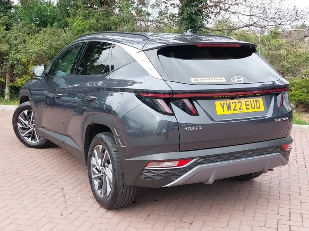 2022-hyundai-tucson-16-t-gdi-premium-150ps-big-1