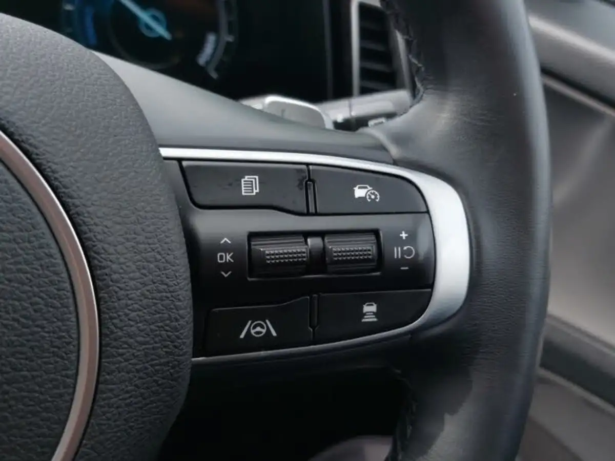 2024-kia-sportage-16-t-gdi-3-207bhp-hev-auto-big-17
