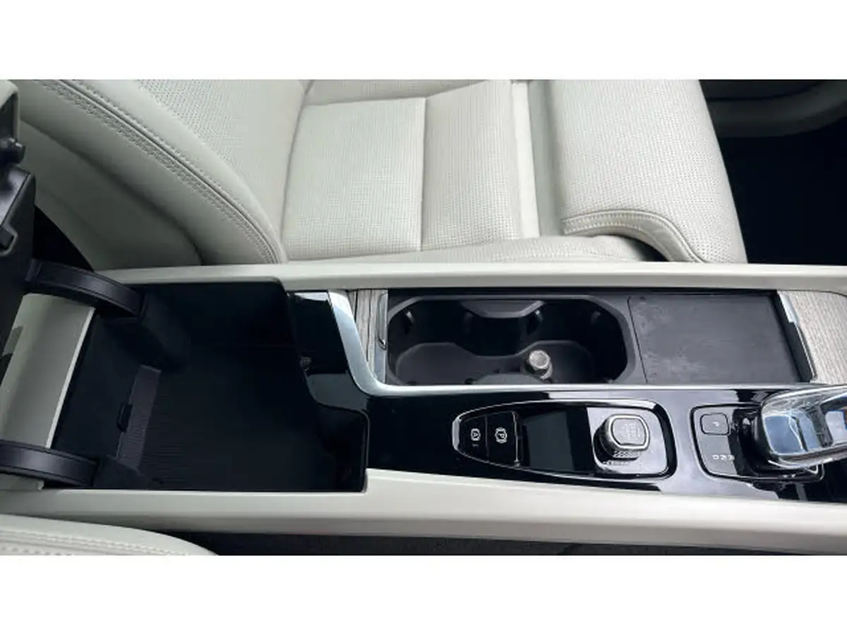 2022-volvo-xc60-20-t8-inscription-pro-455bhp-plug-in-hybrid-big-43