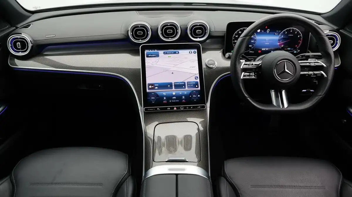 2022-mercedes-benz-c-class-15-c200-amg-line-premium-saloon-4d-big-13