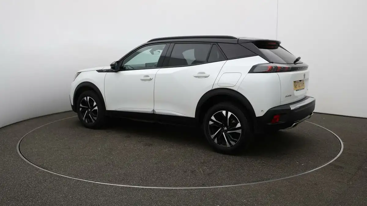 2022-peugeot-2008-suv-12-puretech-gt-big-31
