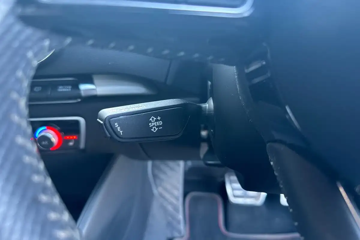 2018-audi-s3-20-tfsi-quattro-black-edition-sportback-5d-s-tronic-big-35