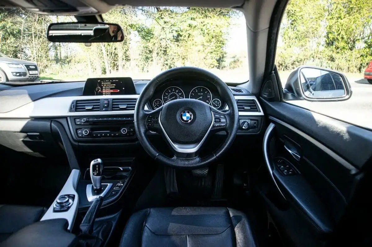 2017-bmw-4-series-20td-420d-se-ss-gran-coupe-5d-auto-big-9