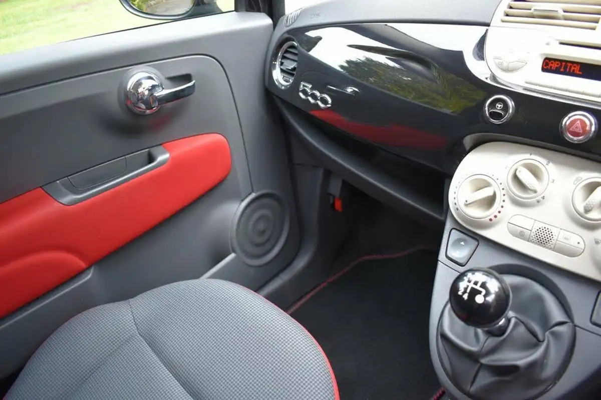2014-fiat-500-12-pop-ss-big-16