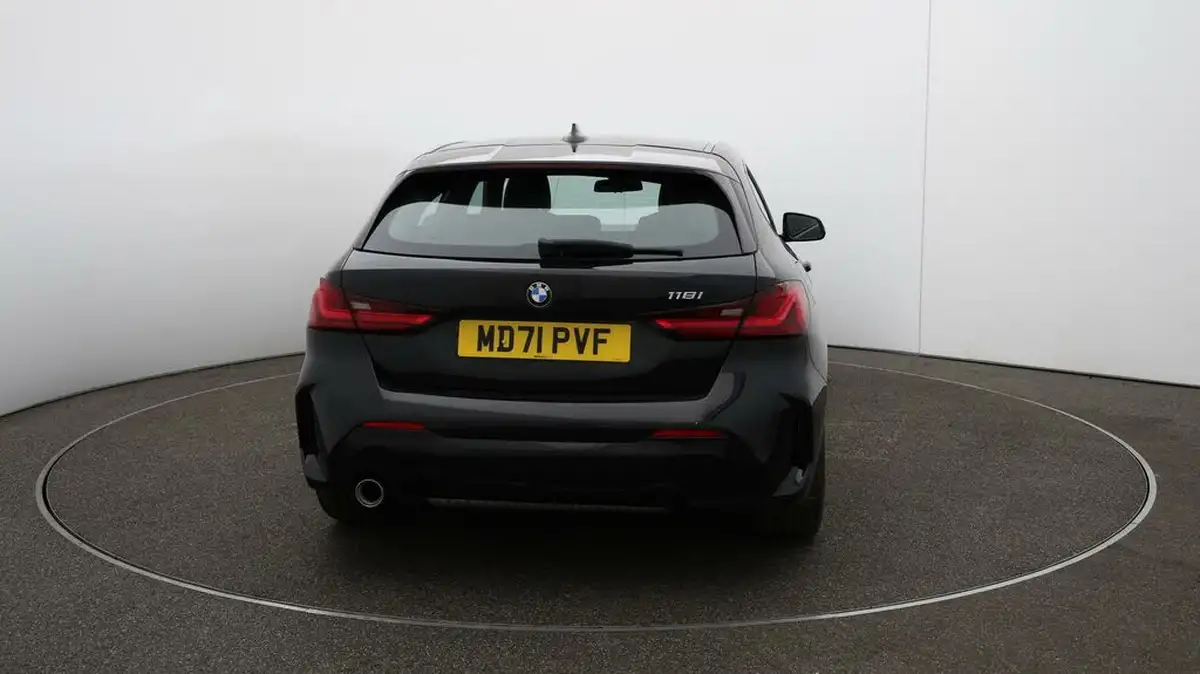 2022-bmw-1-series-15-118i-m-sport-lcp-dct-big-48
