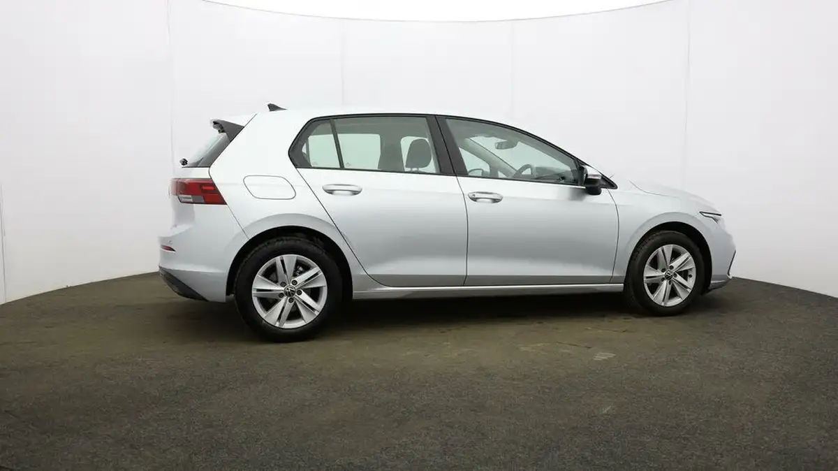 2021-volkswagen-golf-10-etsi-life-hatchback-big-46