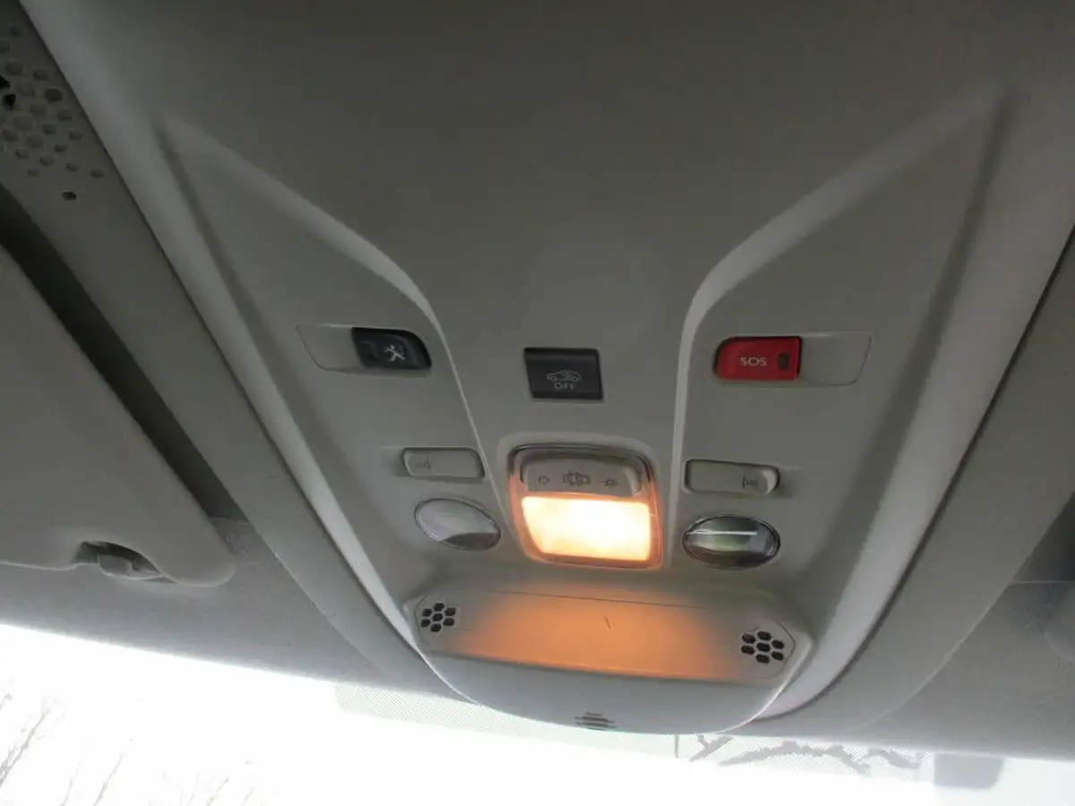 2020-peugeot-partner-15-bluehdi-950-professional-100ps-eu6dt-long-panel-big-21