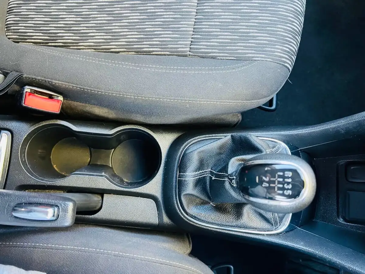 2014-vauxhall-mokka-16-exclusiv-big-14
