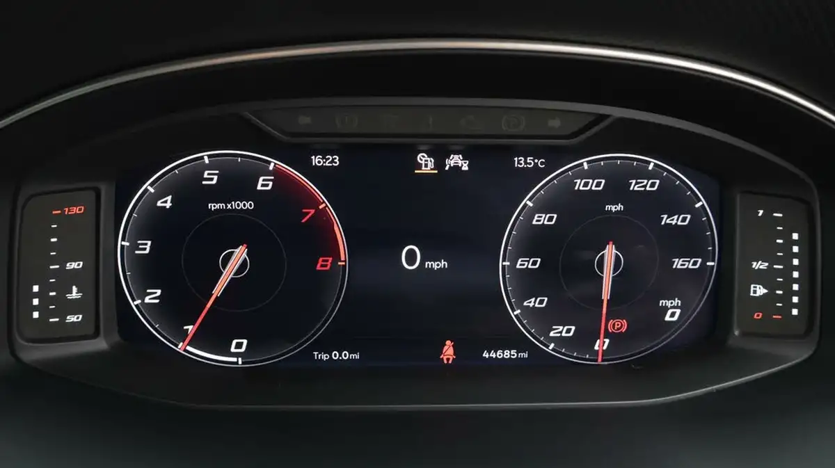 2022-seat-arona-10-tsi-fr-sport-big-10
