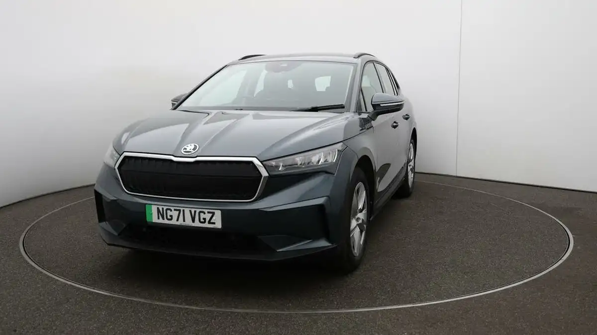 2022-skoda-enyaq-e-60-big-32