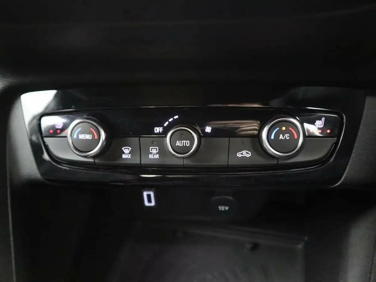 2024-vauxhall-corsa-12-turbo-ultimate-100ps-big-18