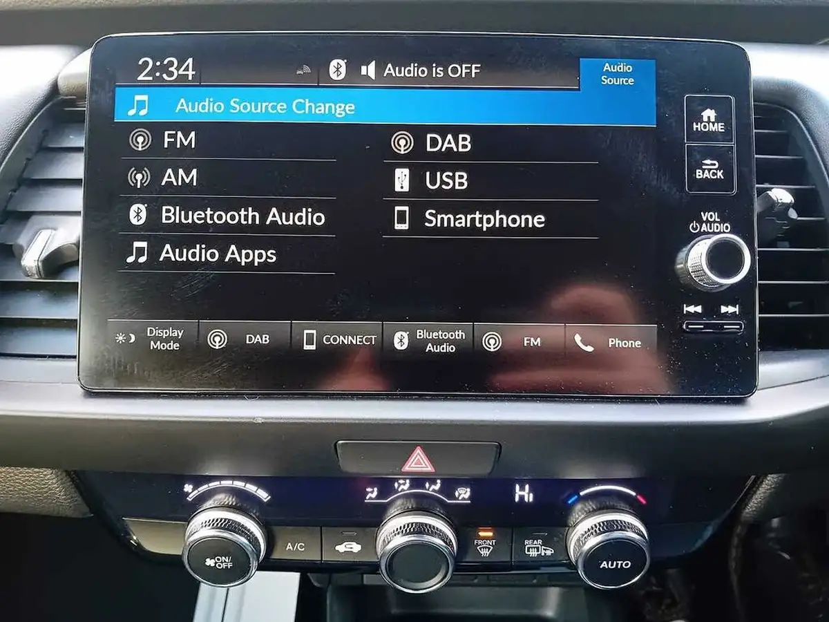 2022-honda-jazz-15-i-mmd-sr-109ps-big-25