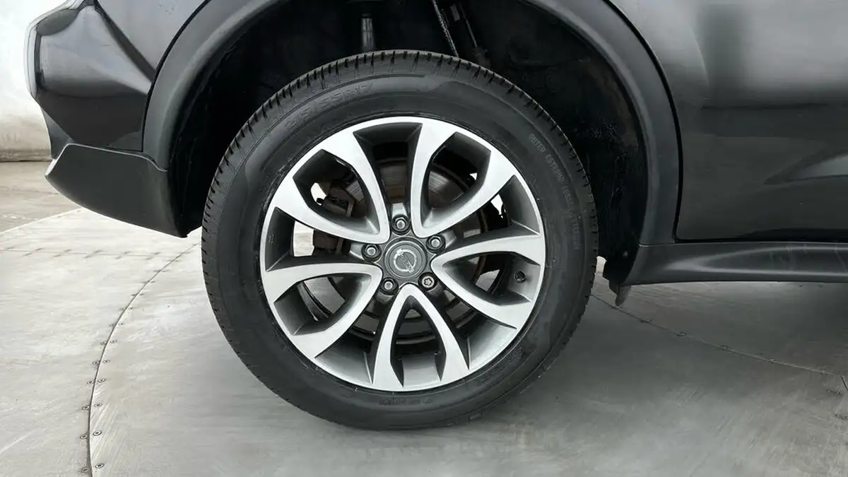 2017-nissan-juke-16-tekna-190ps-1618cc-big-18