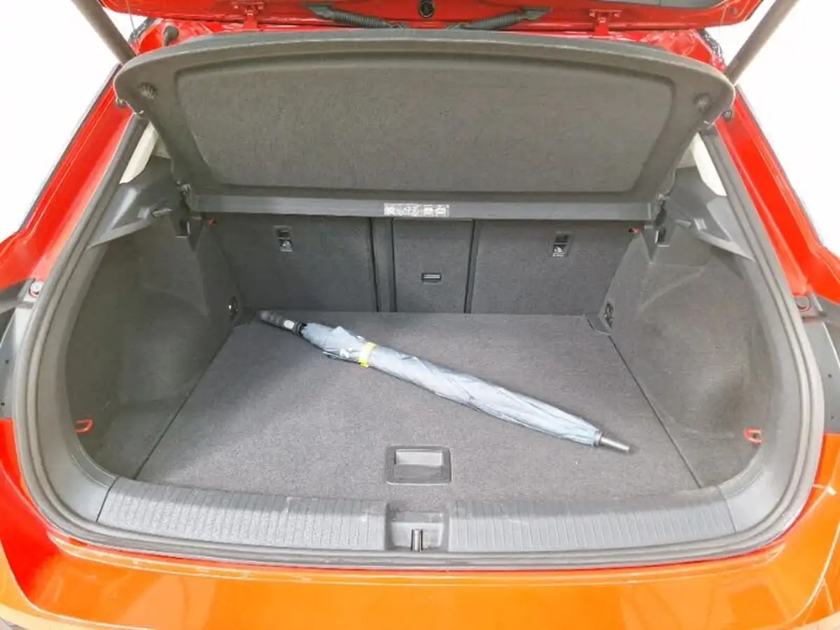 2021-volkswagen-t-roc-10-tsi-active-hatchback-5d-big-7