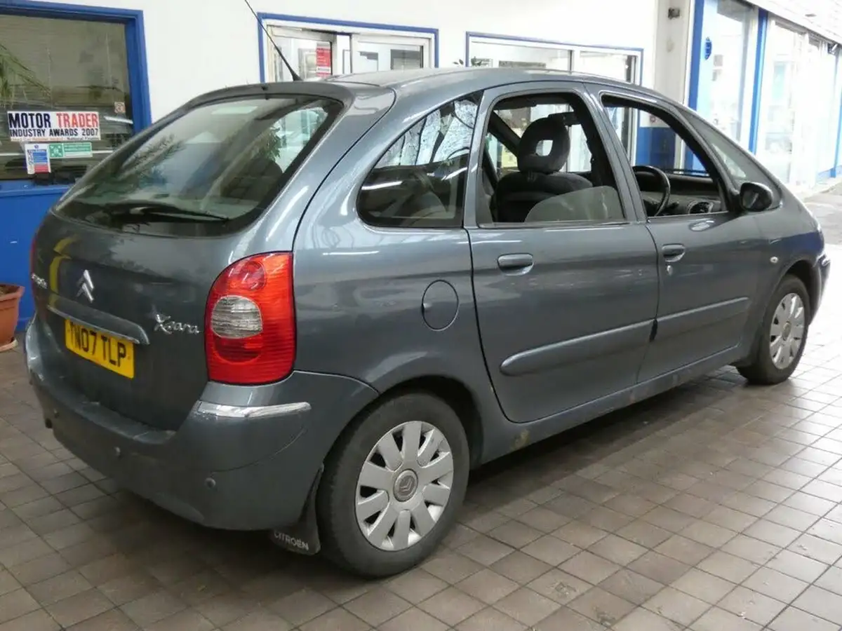 2007-citroen-xsara-picasso-16-vtx-big-26