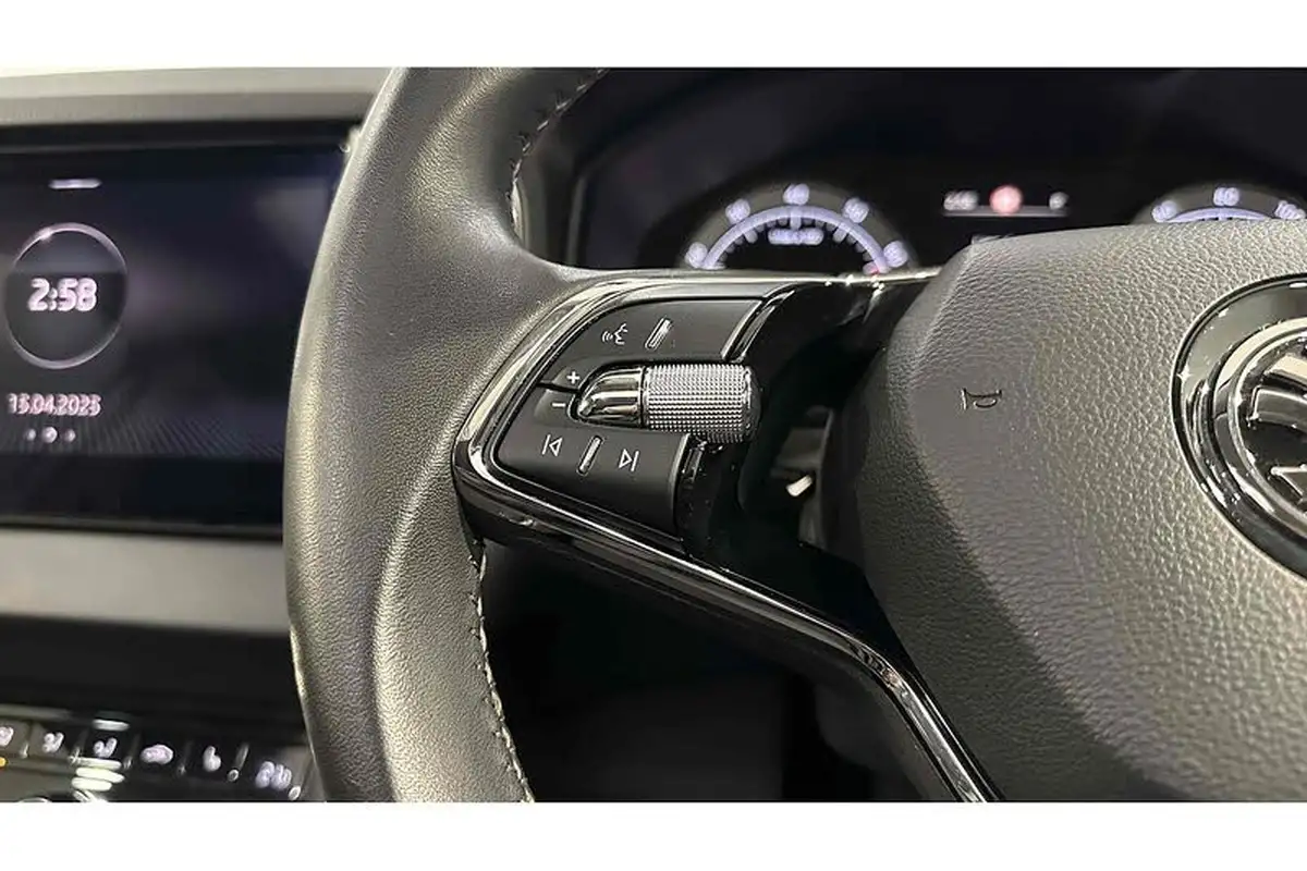 2020-skoda-karoq-15-tsi-edition-dsg-big-25