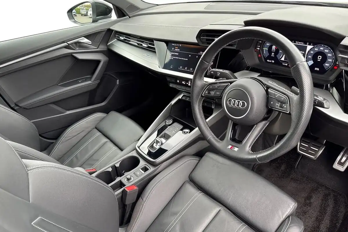 2022-audi-a3-14-40-tfsi-e-s-line-big-13