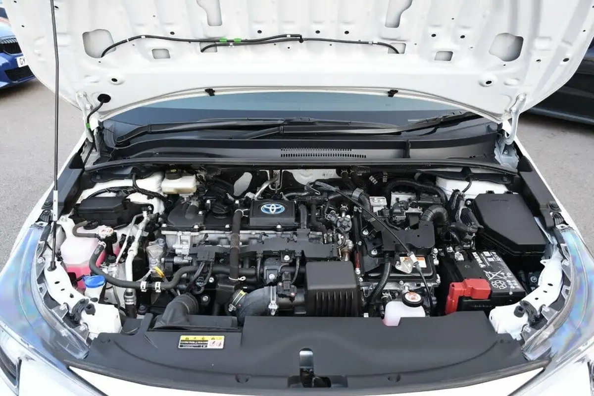 2024-toyota-corolla-18-vvt-i-icon-touring-sports-big-31