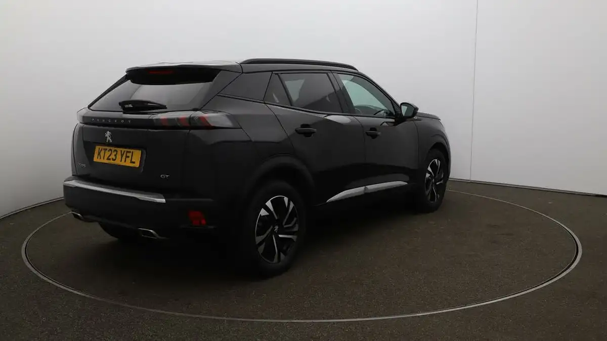 2023-peugeot-2008-suv-12-puretech-gt-130ps-hatchback-eat8-big-7
