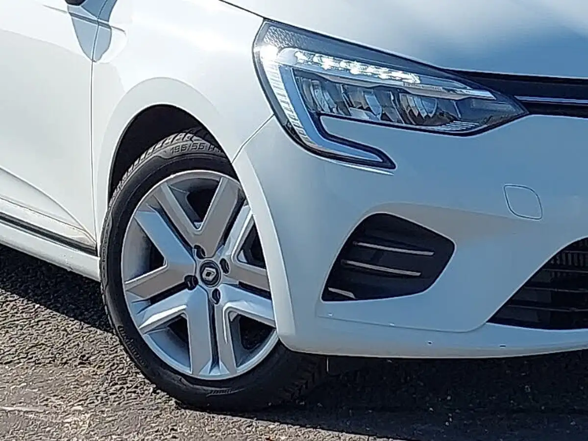 2020-renault-clio-10-sce-play-75bhp-big-8