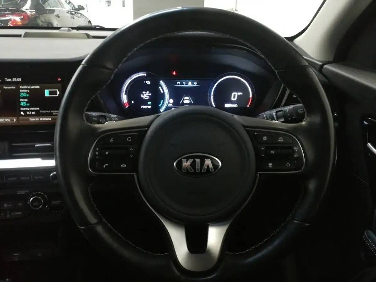 2020-kia-e-niro-ev-4-big-10