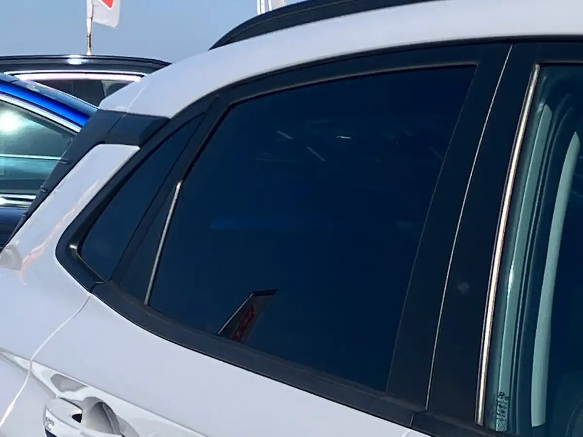 2023-hyundai-kona-e-ultimate-204ps-64kwh-105kw-obc-big-49
