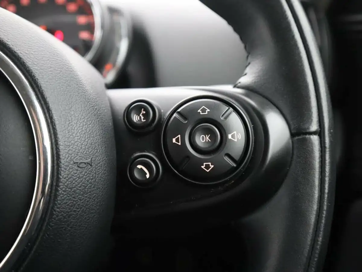 2018-mini-countryman-20-cooper-s-classic-ss-big-23