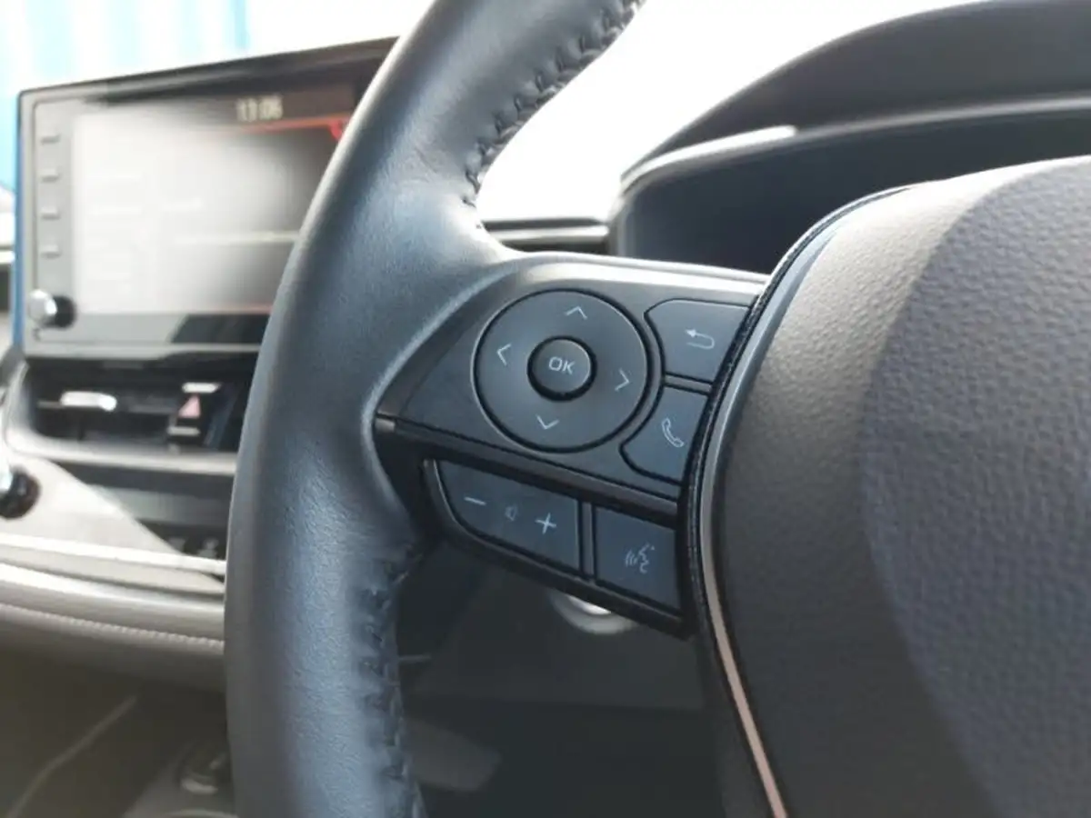 2021-toyota-corolla-18-vvt-i-icon-trk-hatchback-5d-big-13
