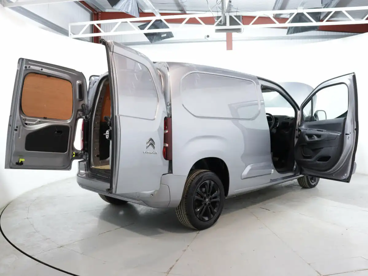 2021-citroen-berlingo-15bluehdi-1000-driver-130pseu6dt-e-ss-eat8-big-43