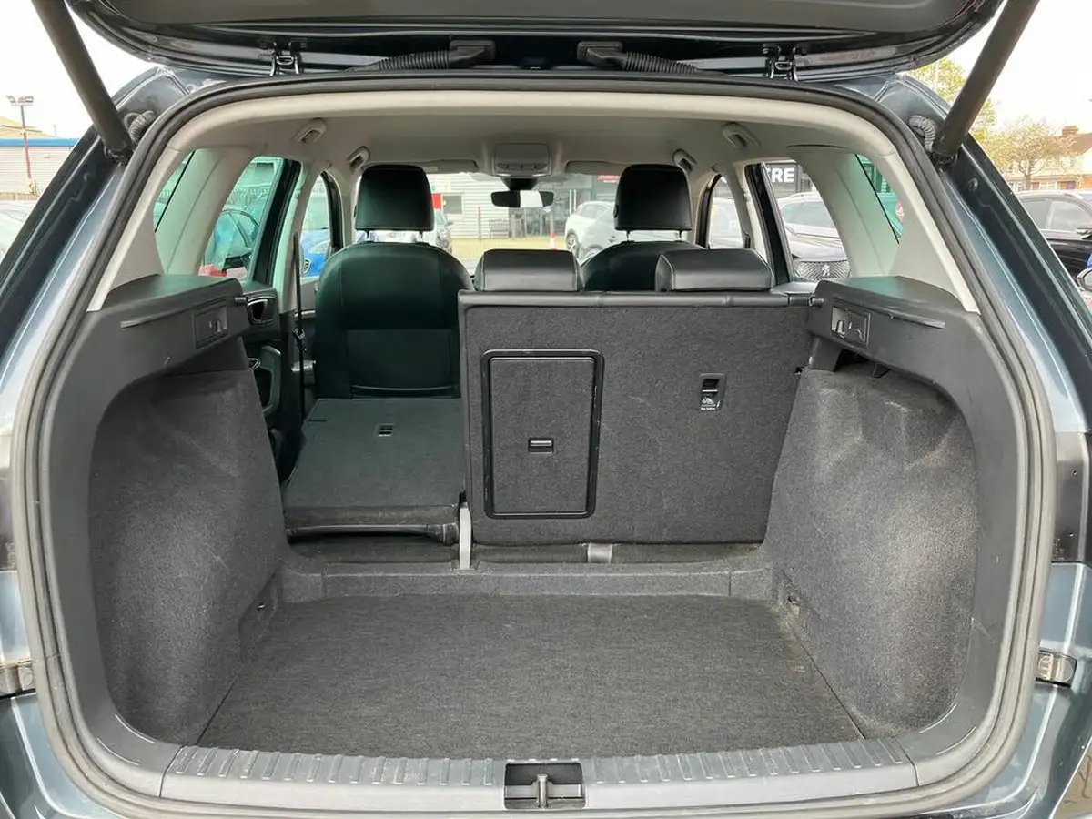 2021-seat-ateca-15-tsi-evo-xperience-lux-dsg-big-23
